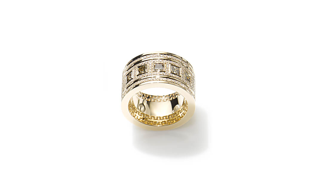 Ring in Roségold mit quadratischen Diamanten und Brillanten